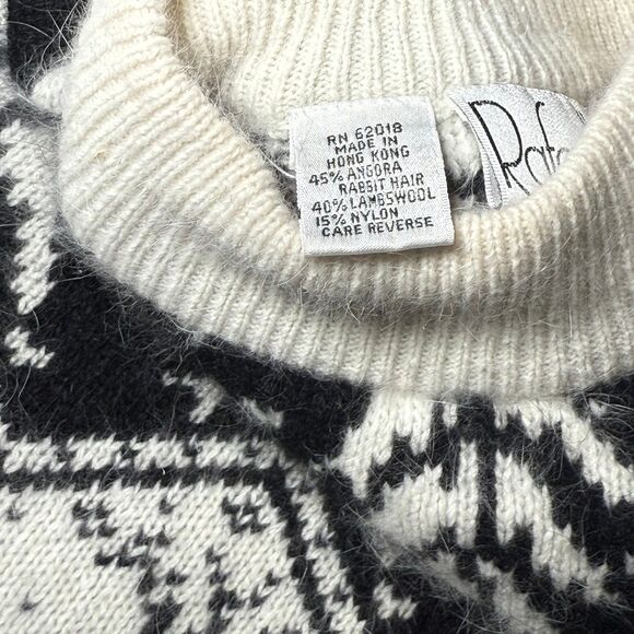 Beautiful vintage Rafaella Christmas sweater size large man’s in Hong Kong - Picture 4 of 6